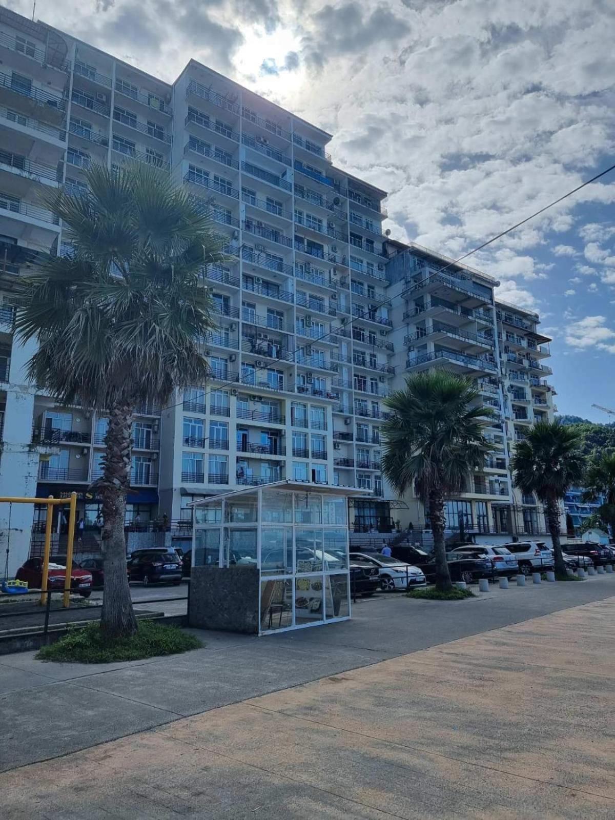 Blue Apartment Gonio Ngoại thất bức ảnh